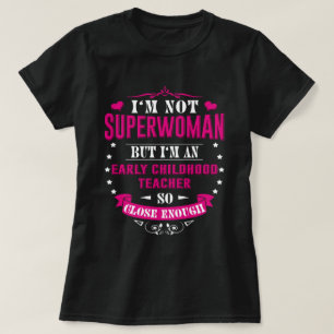 T-shirt Un enseignant de la petite enfance se fait offrir