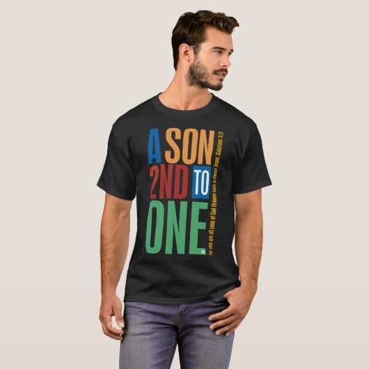 T-shirt Un fils en second lieu à un (Devant entier)
