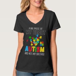 T-shirt Un gros morceau de mon coeur a l'autisme et c'est