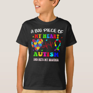 T-shirt un gros morceau de mon coeur autisme et il est mon