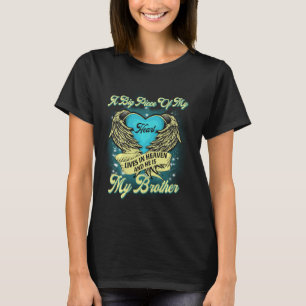 T-shirt Un Gros Morceau De Mon Coeur Vit Au Ciel Et Il Est