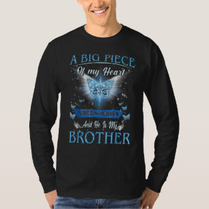 T-shirt Un Gros Morceau De Mon Coeur Vit Au Ciel Il Est Mo