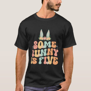 T-shirt Un Lapin Est Cinq 5Ème Py Pour