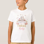 T-shirt Un lapin est en train d'atteindre trois 3ème anniv (Devant)