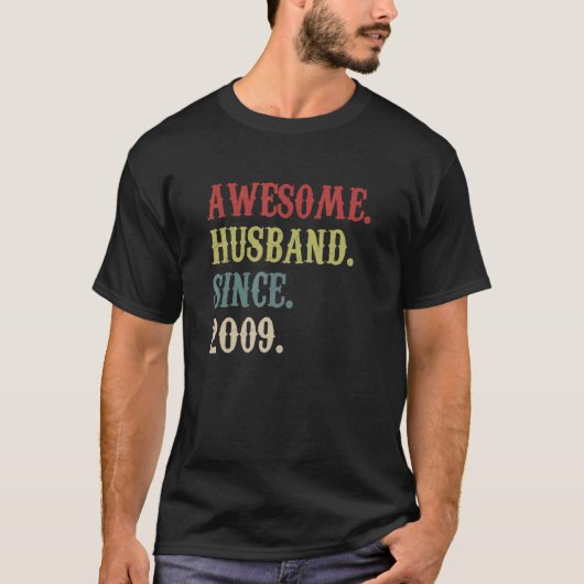 T-shirt Un Mari Awesome Depuis 2009 Retro 13 Mariage Anive (Devant)