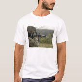 T-shirt Un Marine effectue des exercices (Devant)