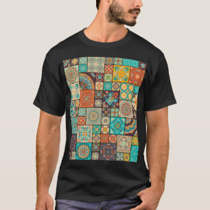 T-shirt Un motif en tuiles arabes et islamiques.