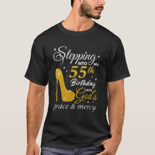 T-shirt Un pas dans mon 55e anniversaire avec la grâce de