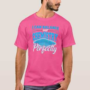 T-shirt Un Petit Garçon De Piscine Pour Un Garçon De Pisci