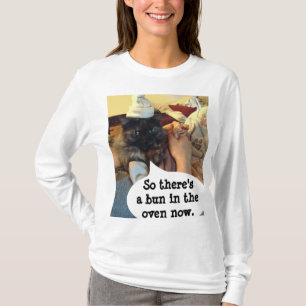 T-shirt Un petit pain dans la chemise de maternité au four