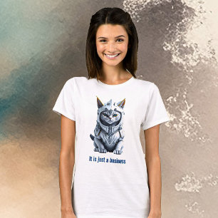 T-shirt Un sérieux chat blanc en armure