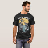 T-shirt Un squelette de pêcheur d'Halloween de plus (Devant entier)