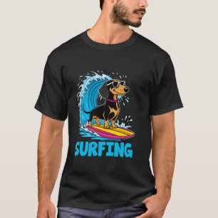 T-shirt Un teckel surfeur surfeur vague de mer pagaie