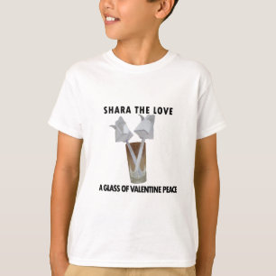 T-shirt Un verre de paix de la Saint-Valentin.