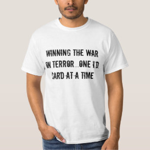 T-SHIRT UNE CARTE D'IDENTIFICATION À LA FOIS
