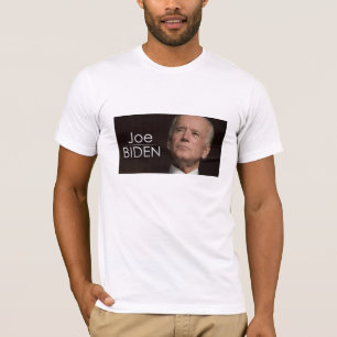T-shirt Une chemise blanche élégante porte un portrait du 