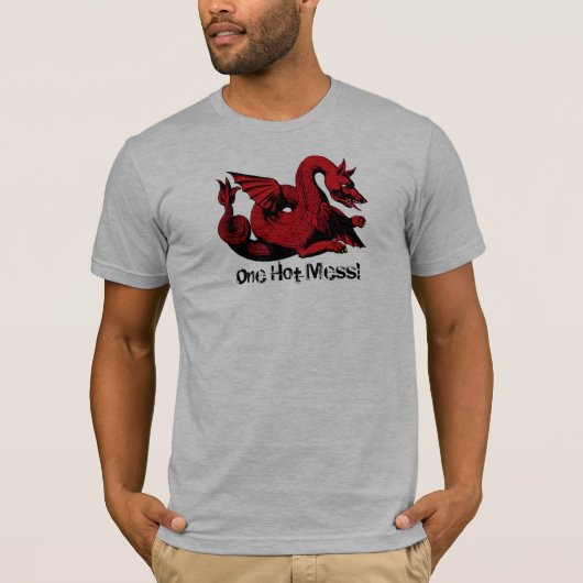 T-shirt Une créature chaude de dragon de désordre (Devant)