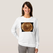 T-shirt Une faille sombre dans l'atmosphère du soleil (Devant entier)