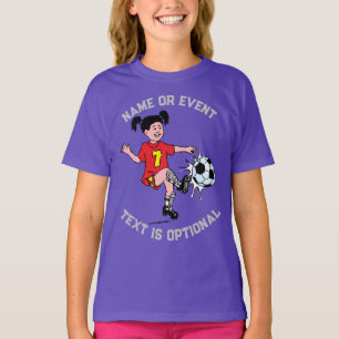 T-shirt Une Fille Jouant Au Football