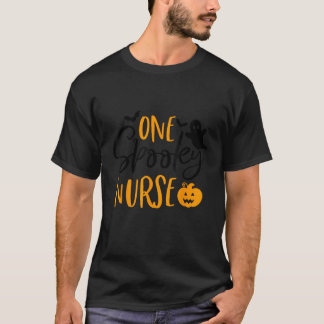 T-shirt Une infirmière Éffrayante Cute Boo Halloween Infir