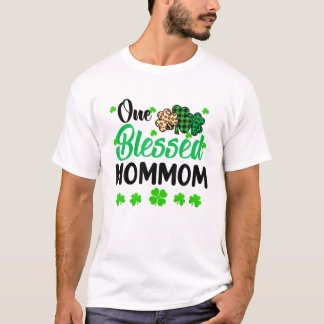 T-shirt Une maman chanceuse Clover St. Patrick's Day Irlan