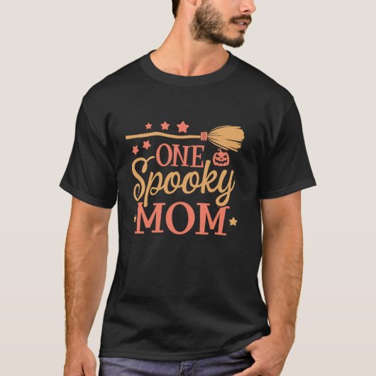 T-shirt Une maman Éffrayante qui correspond à la famille C (Devant)