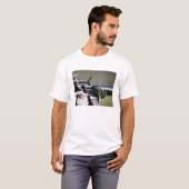 T-shirt Une mouche ronde de la chambre d'un M-16A2 (Devant entier)