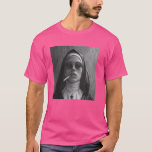 T-shirt Une nonne chaude fume la cigarette, Une nonne rebe