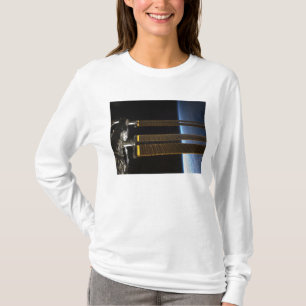 T-shirt Une partie de la Station Spatiale Internationale 2