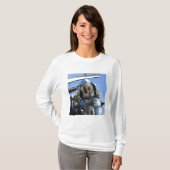 T-shirt Une perceuse secourue est effectuée sur le poste d (Devant entier)