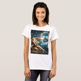 T-shirt une personne tapant sur un ordinateur portable ave