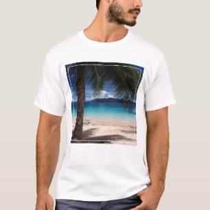 T-shirt Une plage sur l'île de Wai de KOH en Thaïlande
