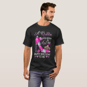 T-shirt Une Reine Est Née En Avril 1963 Étincelant Clog Ro (Devant entier)