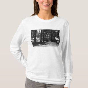 T-shirt Une scène de terrain de camping