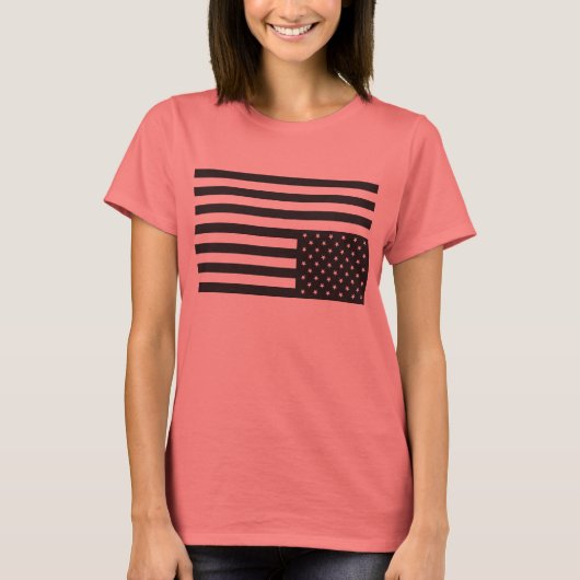 T-shirt Upside Down American Flag en noir. (Devant)