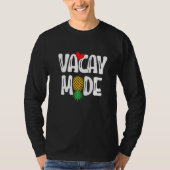 T-shirt Upside Down Pineapple Sharing Swinger Vacation   (Devant)