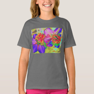 T-shirt van kleurrijke daffodil