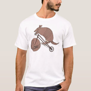 T-shirt Vélo d'équitation de tatou avec la roue de tatou