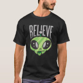 T-shirt Ventilateur spatial Alien Ufo Alien Flying Saucer  (Devant)