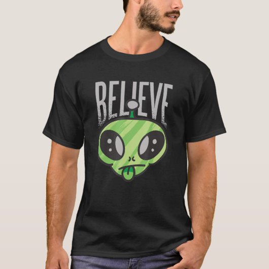 T-shirt Ventilateur spatial Alien Ufo Alien Flying Saucer  (Devant)