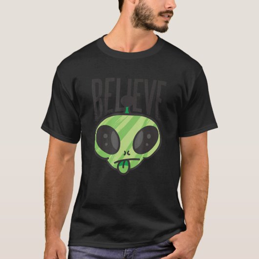 T-shirt Ventilateur spatial Alien Ufo Alien Flying Saucer  (Devant)