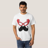 T-shirt verres à bling rouge avec moustache (Devant entier)