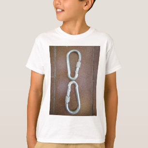 T-shirt Verrouillage : Conception de serrure de carabiner 