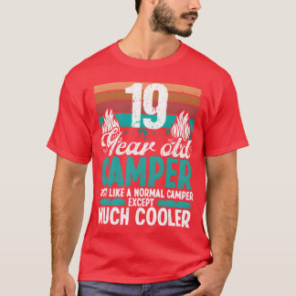 T-shirt Vêtement de camping de 19 ans pour campeur faisant