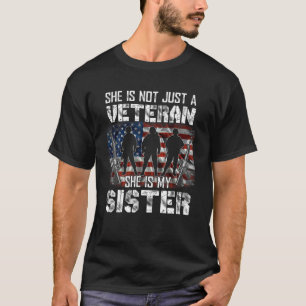 T-shirt Vétéran Elle Est Ma Soeur Drapeau Américain Anc
