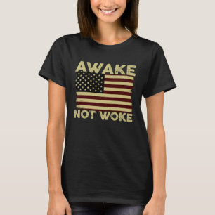 T-shirt Vintage Awake Pas Réveillé Politicien États-Unis A