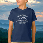 T-shirt Vintage Famille Réunion Voyage Cool Mountain Peaks<br><div class="desc">Les montagnes appellent et nous devons y aller ! Un design parfait pour une réunion de famille ou un voyage dans les montagnes avec un logo blanc vintage avec une silhouette de montagne cool. Personnalisez avec 4 lignes de texte personnalisé - Votre nom, "Réunion de famille", "Voyage de famille", emplacement,...</div>
