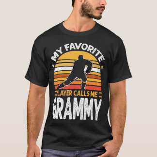 T-shirt Vintage My Favorite Player Calls Me Grammy Hockey 