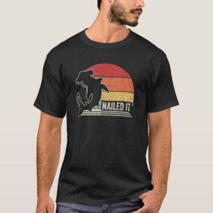 T-shirt Vintage Retro cloué il requin marteau
