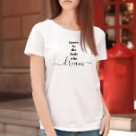 T-shirt Voici aux imbéciles qui rêvent de typographie chic<br><div class="desc">"Voilà pour les imbéciles qui rêvent." Faites partie de ceux qui laissent toujours leur optimisme contrôler leur vision et leurs aspirations. Ce t-shirt brut, moderne, graphique et minimaliste combine une typographie de san-serif audacieuse et un script de calligraphie manuscrit, le tout en noir et blanc. Citation inspirante pour vous inspirer...</div>